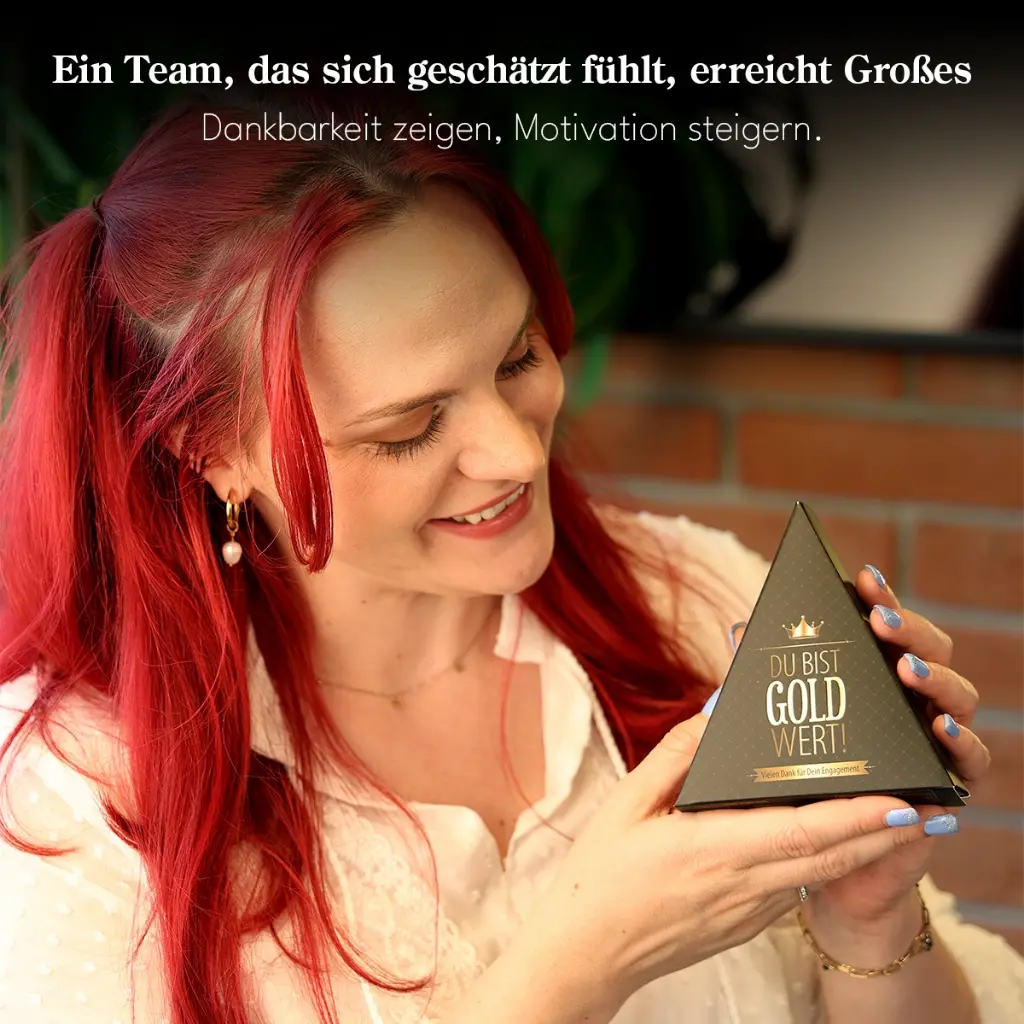 Shooting_281124_Gold_wert_pyramide_XMAS_1200x1200_2_97767