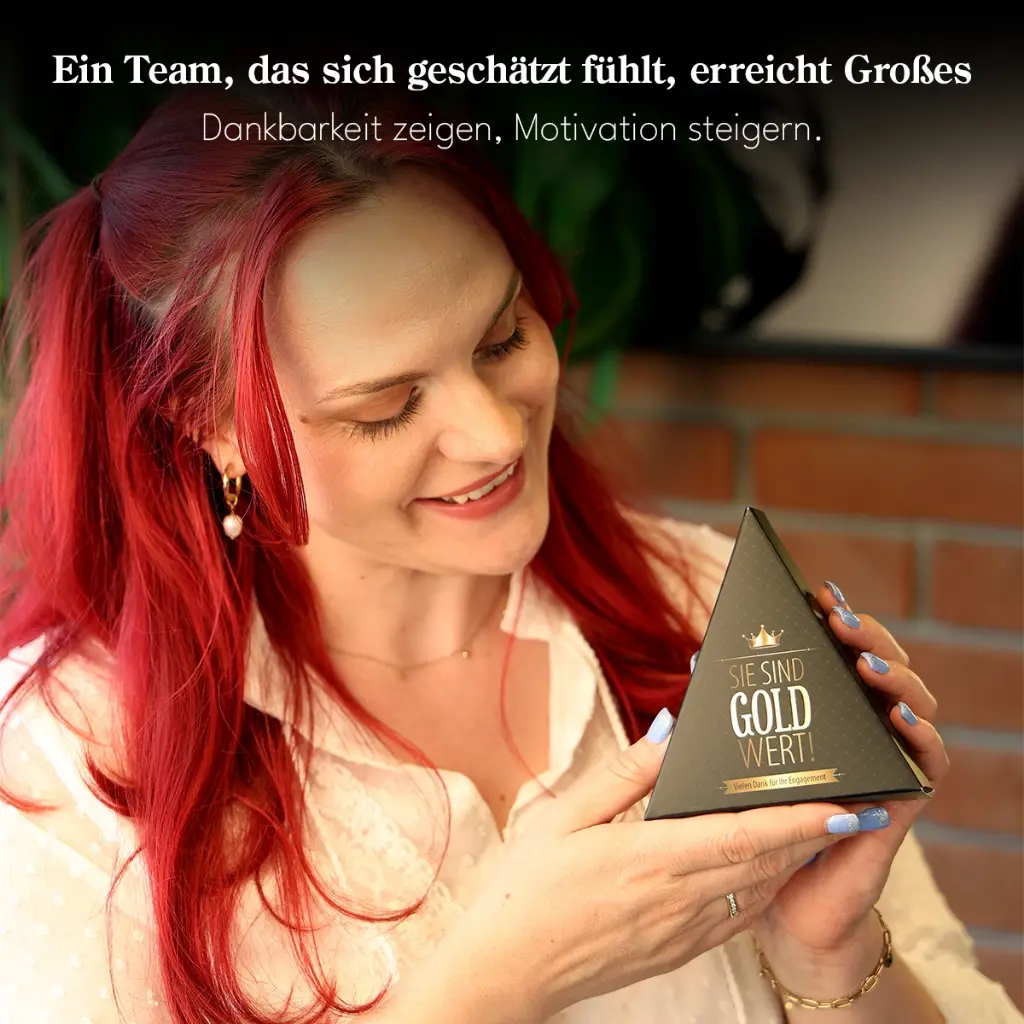 Shooting_281124_Gold_wert_pyramide_XMAS_1200x1200_freisteller_97772