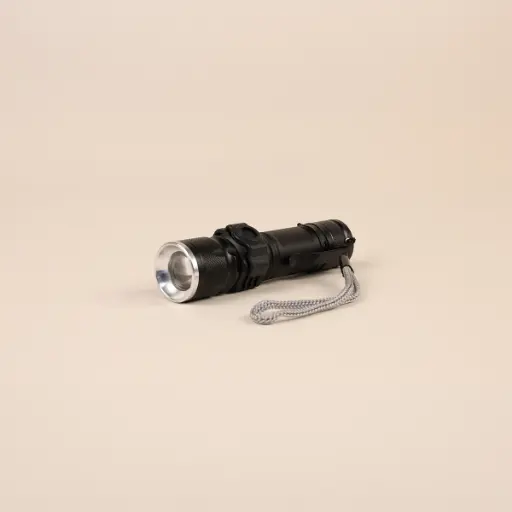 [NM554] Taschenlampe mit wiederaufladbarem Akku